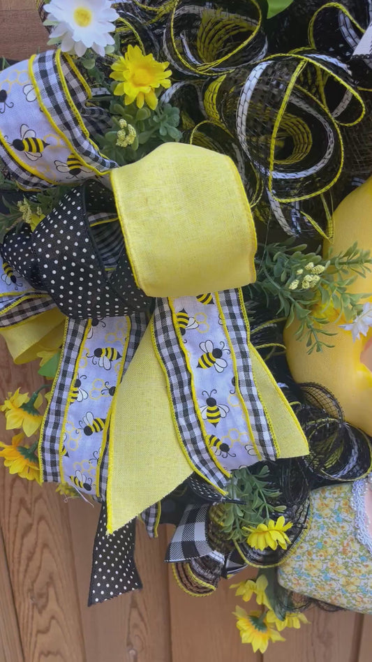 Miss Bee Haven Wreath